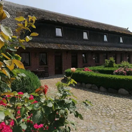 Gasthof-Ferienwohnungen-Kliesow'S Reuse Alt Reddevitz Exterior photo